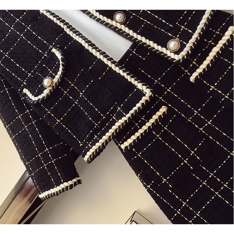 Conjunto de Dos Piezas Chaqueta y falda