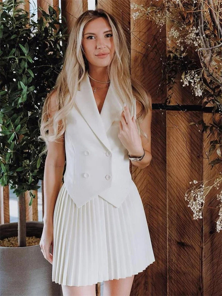 Conjunto de Minifalda y Chaleco Corto Pliegues Cuello Volante