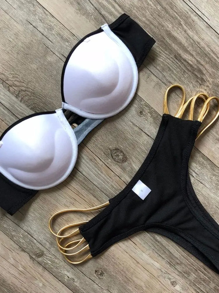 Two-piece bikini with gold